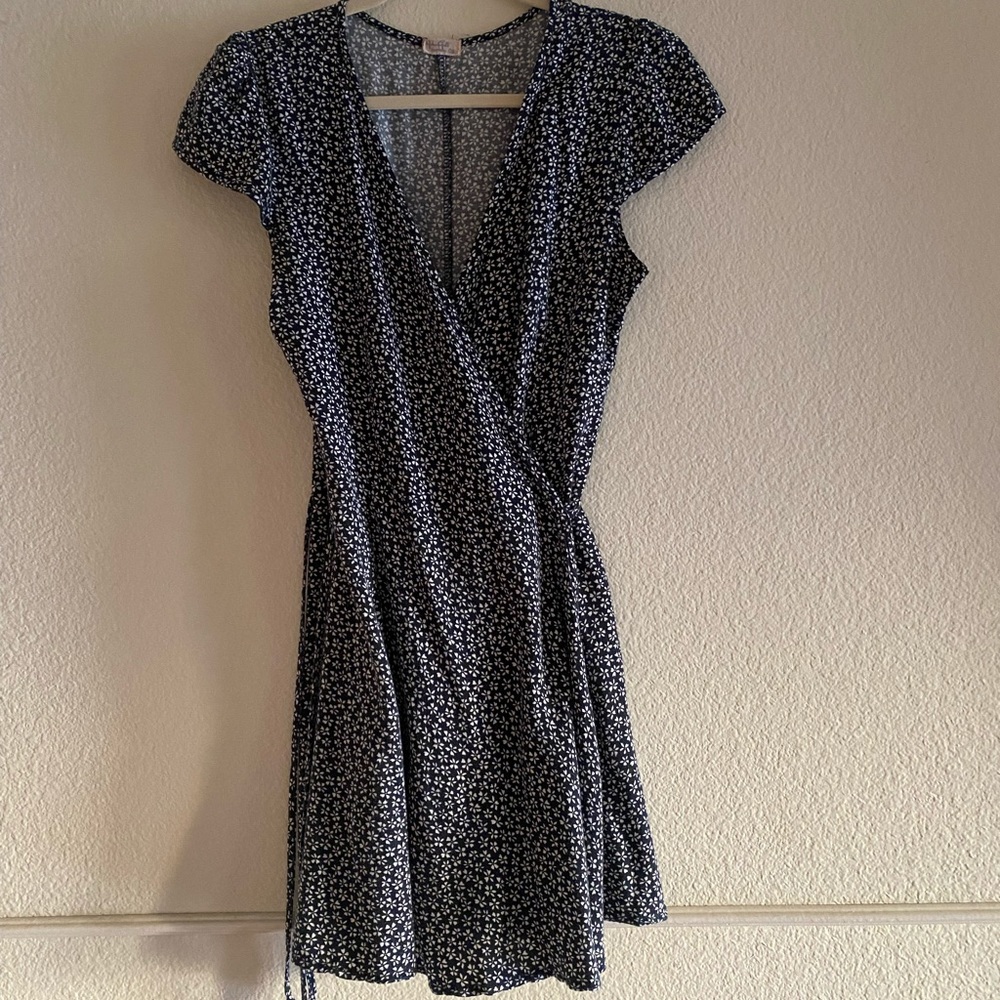 Brandy Melville / John Galt floral wrap dress